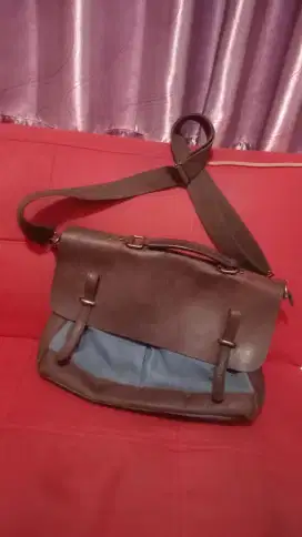 Tas selempang kanvas kulit preloved handmade fullhardy zapatos bourzu