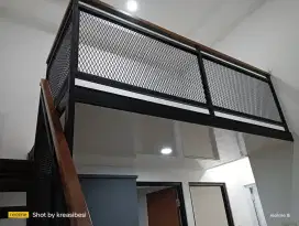 Mezzanine dalam ruangan