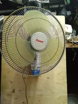 Dijual murah kipas cosmos dinding
