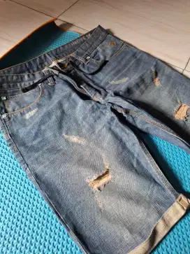 Celana jeans pendek pria size 31/32