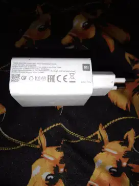 Adaptor ori bawaan HP