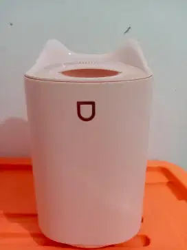 Humidifier uap udara