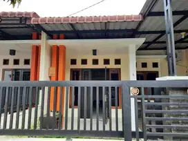 Disewakan/ Dikontrakan Rumah Full Furnished (Tinggal Bawa Koper Saja)