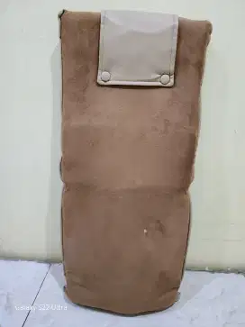 Kursi lantai lipat