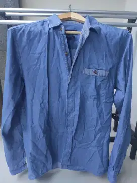 Jean shirt size M
