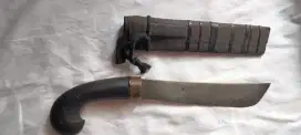 Golok sejengkal rajah