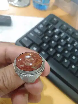 Cincin batu akik batu bata