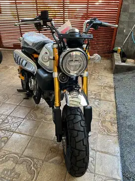 Dijual Honda Monkey Yellow New 2023 (5 speed)