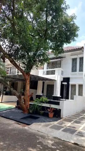 JUAL SALE Rumah Legenda Wisata zona Picasso Cibubur