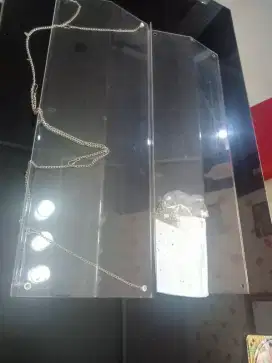Dijual  talang ac masih baru..mulus..Universal pake rantai!!