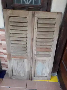 Jendela Krapyak Jati