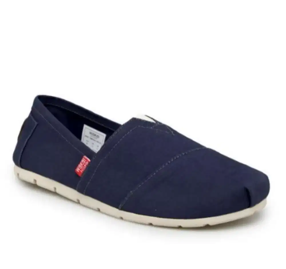 Sepatu WAKAI Solid Navy ( WAK-CM02201)