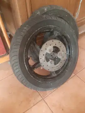 Velg Kymco ring 12 dgn cakram & Ban bisa utk Kymco Trend,Metica,SR dll