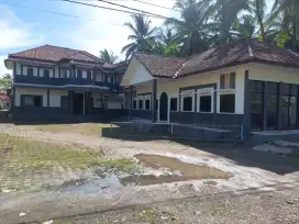 Dijual Hotel 35 Kamar Masih Aktif Operasional Di daerah Pantai Carita