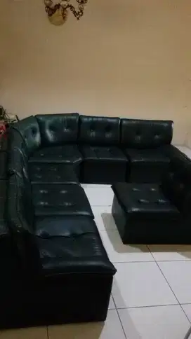 Sofa bangku model tipe  L hijau Bekas