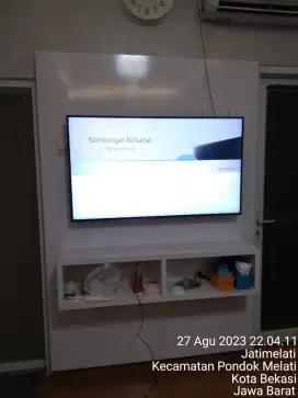 BREKET TV LCD LED