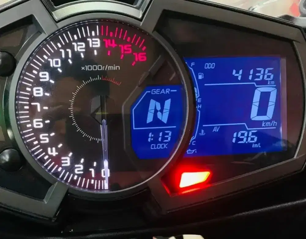 Ninja 250 FI New Red KRT Super Low KM Collector Item