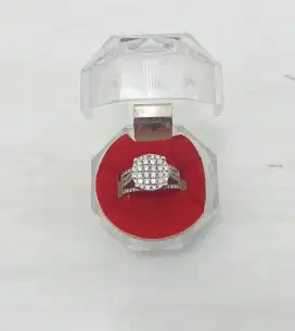 DIJUAL CINCIN BERLIAN EROPA