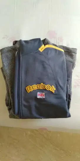 Borongan 6 jaket hoodie blazzer reebok pull n bear hardware marbaeya