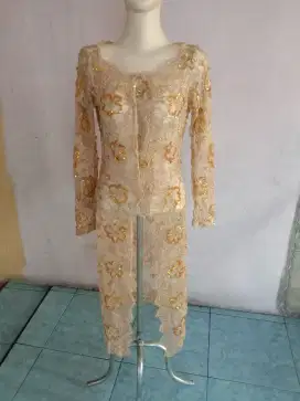 Kebaya panjang full payet warna gold