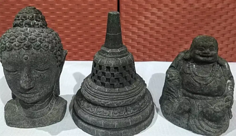 Patung Budha Borobudur