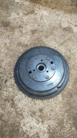 Flywheel rodagila mesin tempel yamaha 85pk model lama