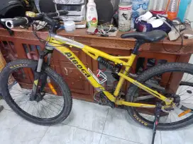 (JUAL CEPAT) DIJUAL SEPEDA MTB ALEOCA RING 26
