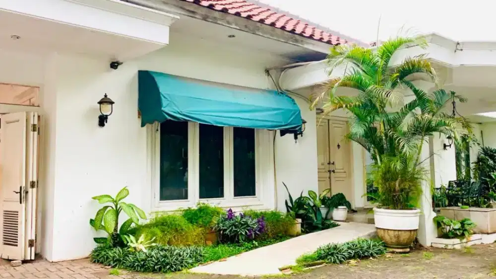 Rumah dijual di menteng