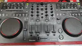 Traktor DJ Pioneer T1 Controller