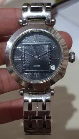 Jam Tangan 2 Merek Sekaligus