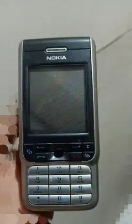 Dijual Murah Hp Nokia 3230 Batangan & Hp BlackBerry 9320 Batangan.