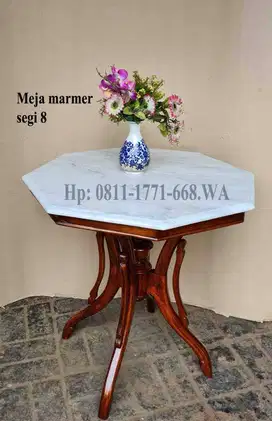 Meja marmer antik segi delapan