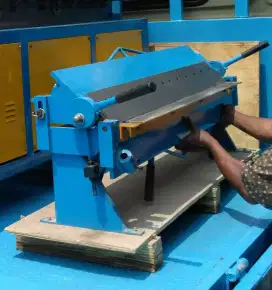 mesin tekuk bending plat pelat manual tangan panjang130cm tebal1,2mm