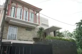 RUMAH MEGAH PLUS KOLAM RENANG Di Cipinang Indah Jatinegara