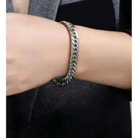 Gelang Titanium Silver Pria Anti Karat Tahan Lama