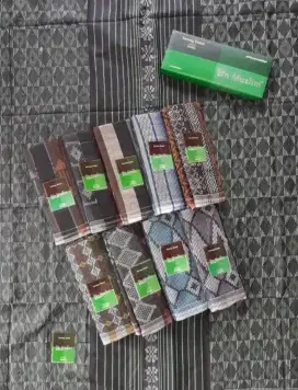 SARUNG BIN MUSLIM GROSIR PER BOX BESAR ISI 10 BIJI