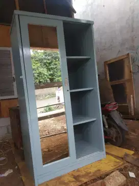 Lemari 2 pintu tripleks 18mm