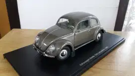 Diecast/Miniatur AUTOART VW Kafer Beetle Kodok Oval Window 55 skala 18