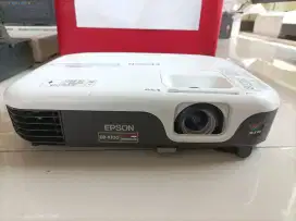 Lcd Proyektor second epson EB-X100