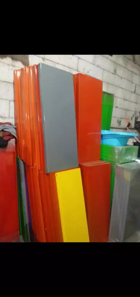 Rak besi siku multiguna