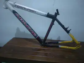 Frame Apache Tomahawk