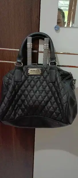 Handbag mango hitam