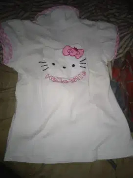 Baju motif hello kitty