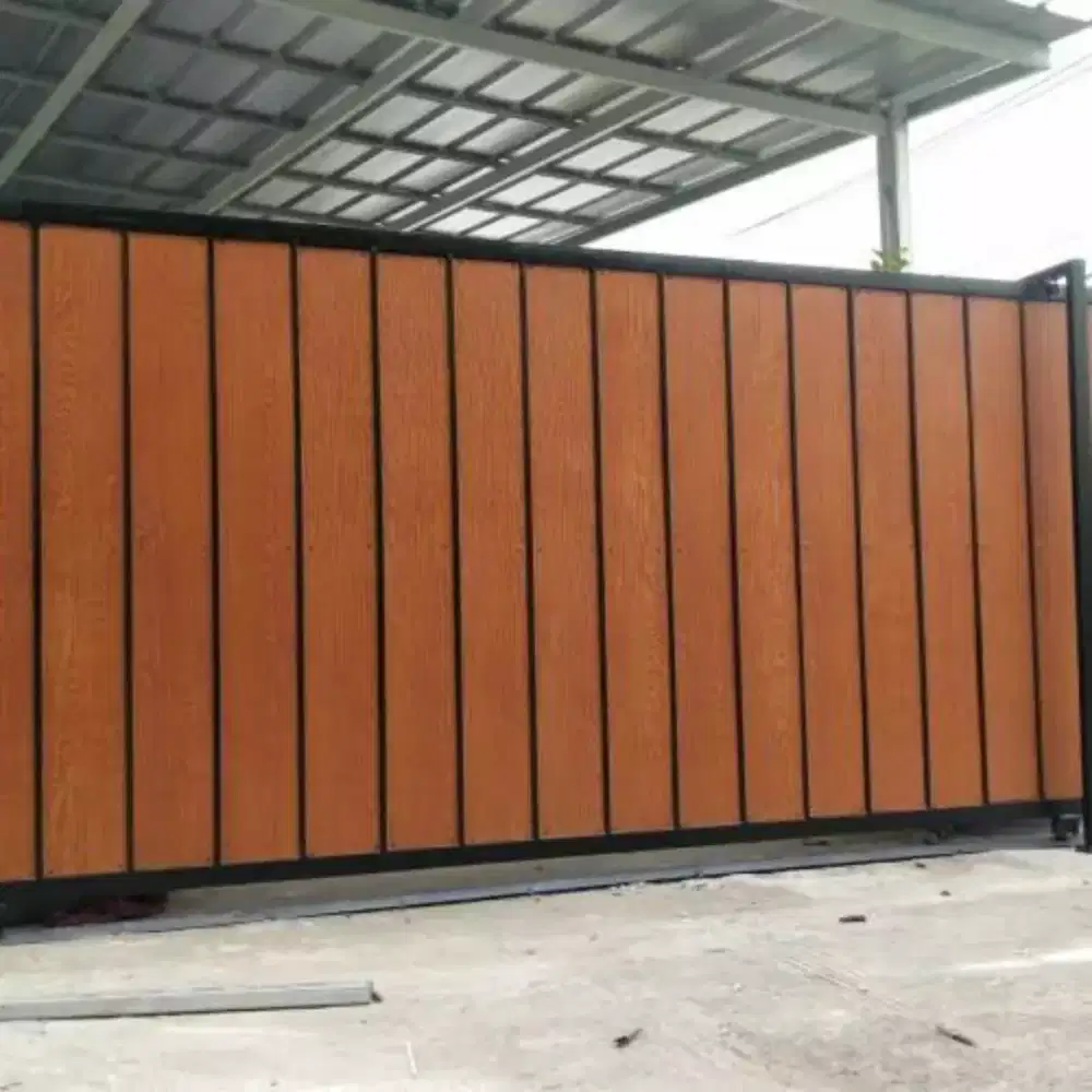pagar minimalis motif kayu