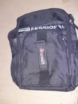 Tas slingbag hitam