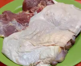 Daging ayam kalkun siap dimasak