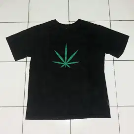 Kaos Second Chubasco Cap Daun Singkong Preloved Import