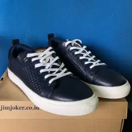 Sepatu Sneakers Pria Jackson Terbaru