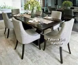 Meja makan minimalis seby modern,k.6, bahan kayu jati tua