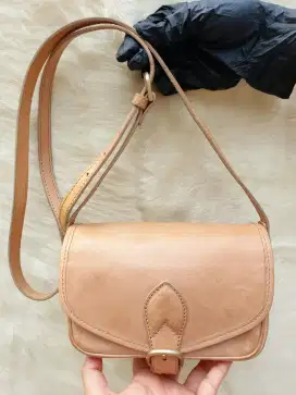 Tas Import Eks Club Monaco Selempang Sling Bag Kecil Kulit Asli